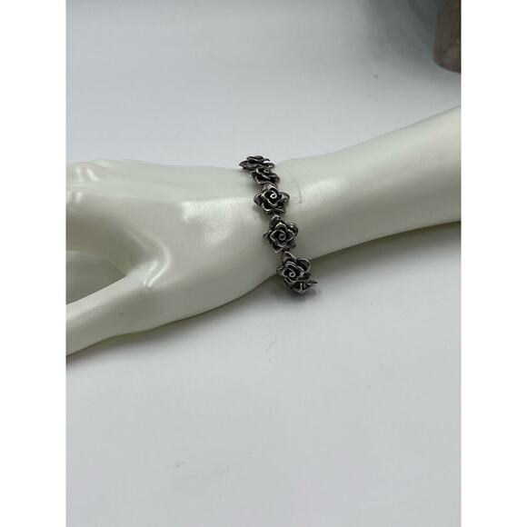 Sterling Silver Marked 925 Rose Flower Linked Feminine Oxidized bracelet 22 Gr - Picture 3 of 14